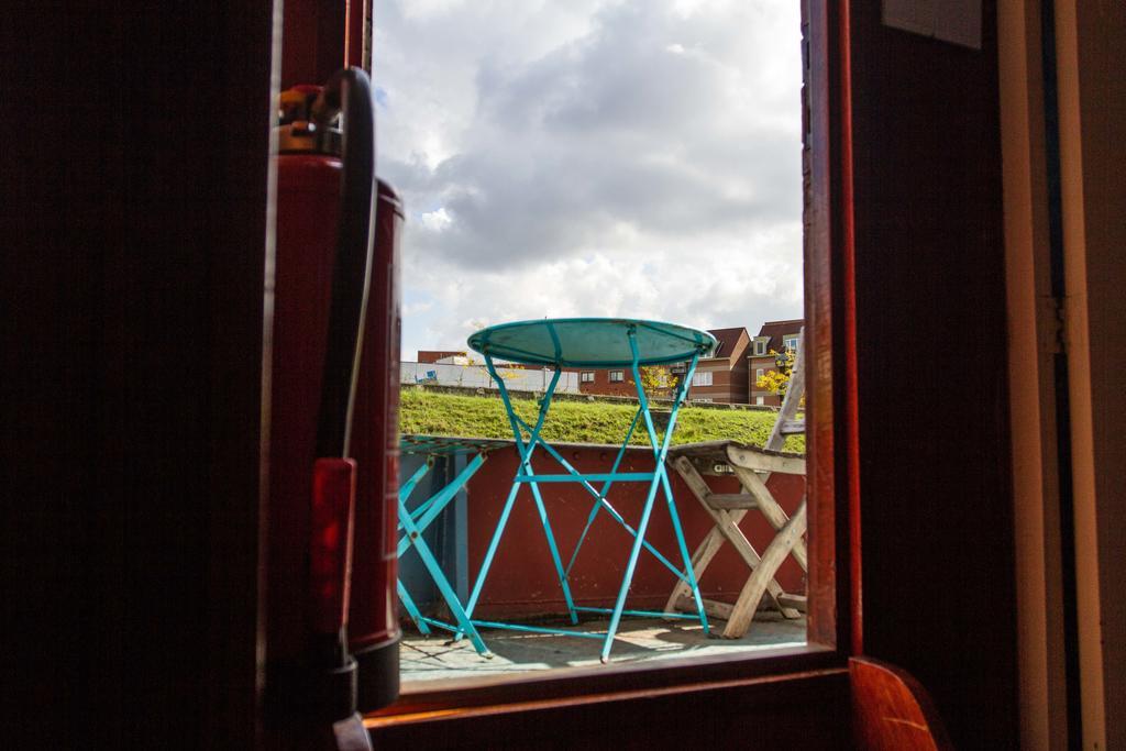 B&B B³ Boat Gent Eksteriør billede